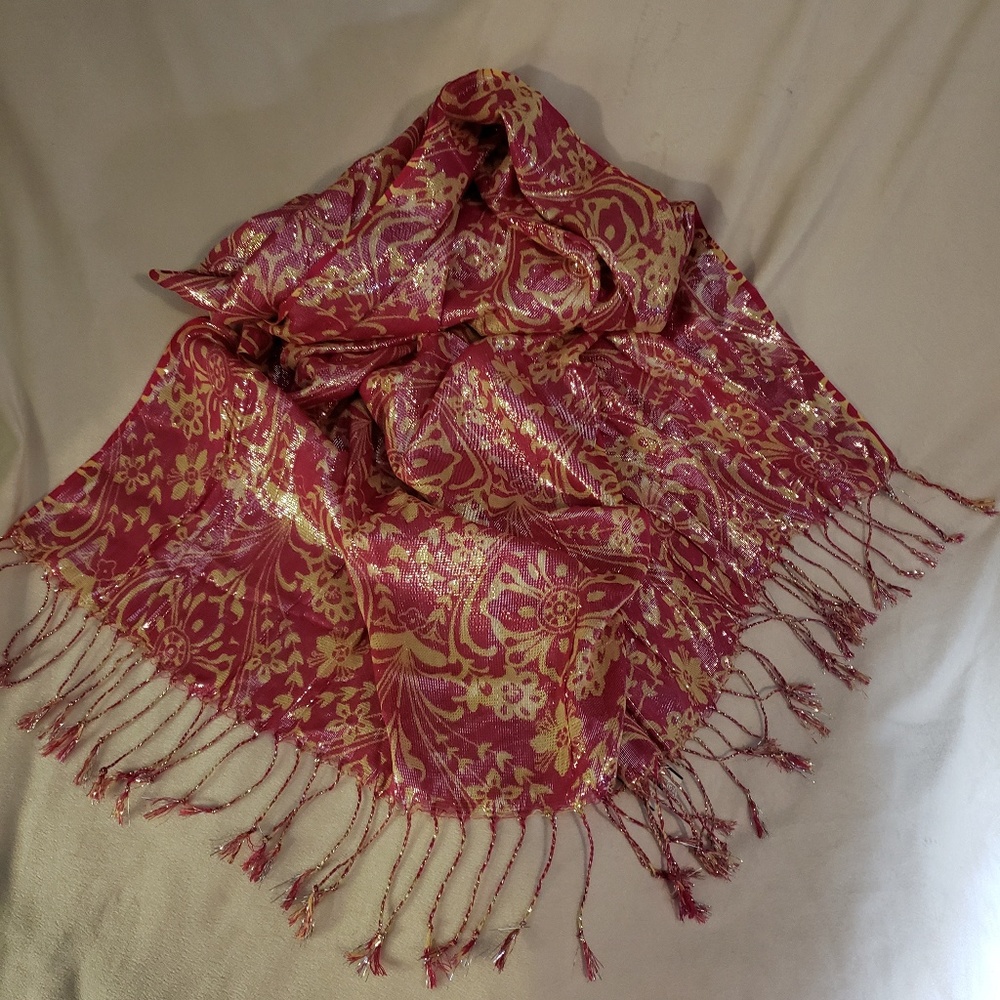 Pashmina/scarf/shaw - Picture 3 of 8